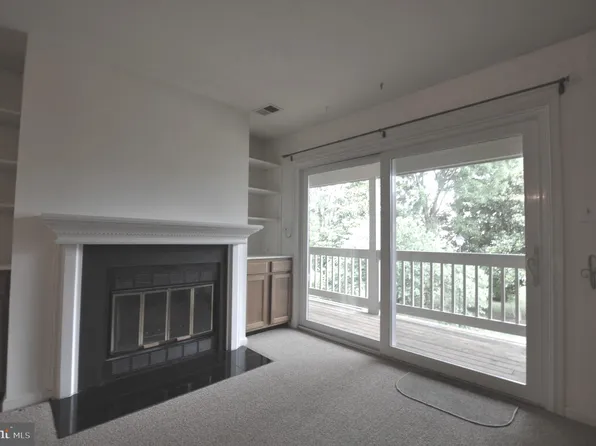 6204 Redins Dr, Alexandria, VA 22310