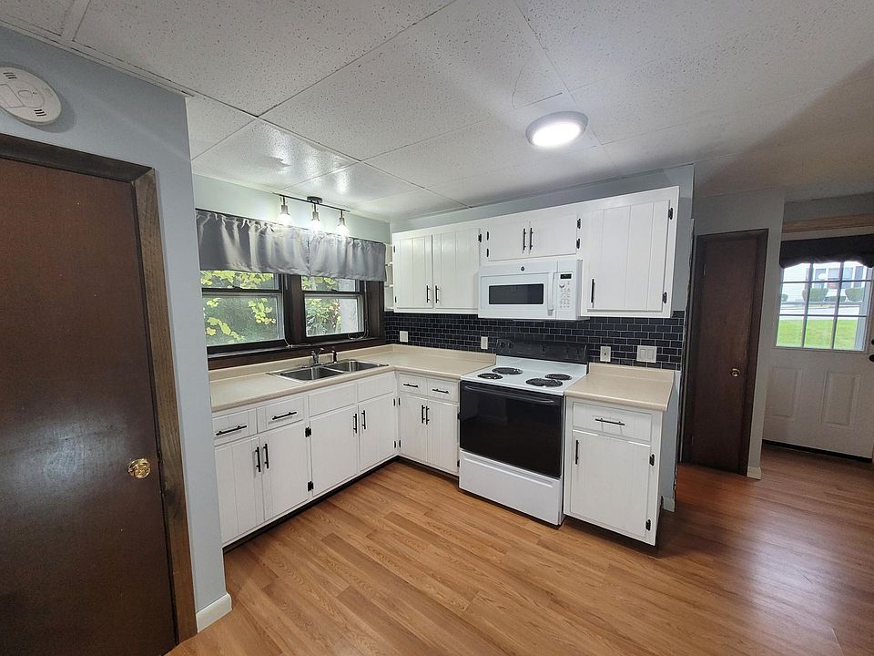 Enter the space to a beautiful bright kitchen