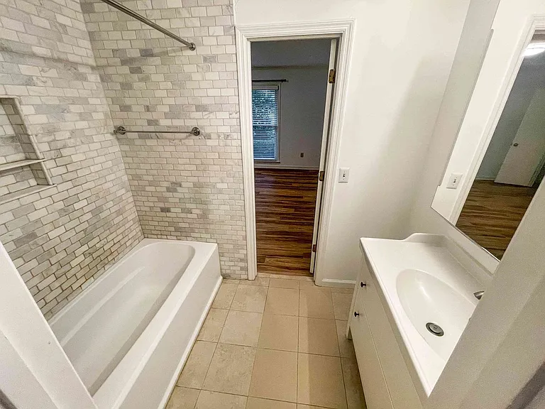 1454 Hembree Station Dr — Photo 14