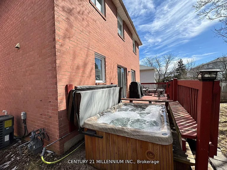 239 Lisa Marie Dr — Photo 37