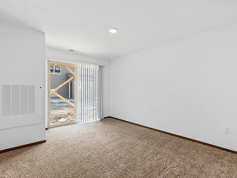 Shepherd Hills Commons — Photo 25