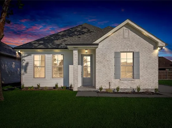 2708 Nunez St, Meraux, LA 70075