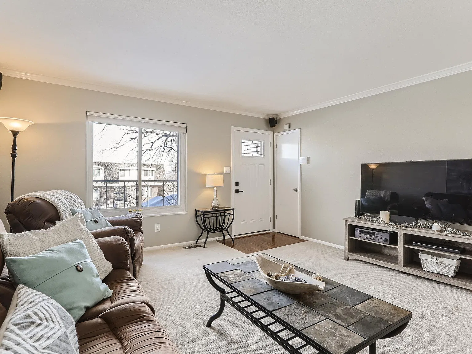2 bed, 1140 sqft, $2,600 — Photo 4