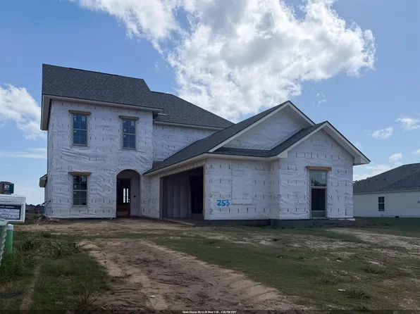36189 Belle Parc Ave, Geismar, LA 70734