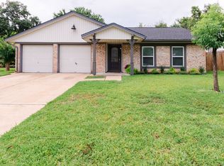 9646 Springview Ln, Houston, TX 77080
