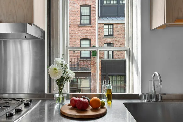 Rented by Daniel Gale Sotheby's International Realty | media 4