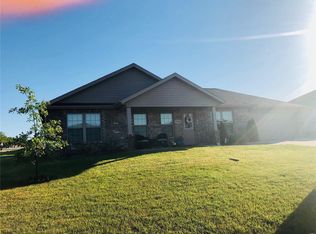 1746 Columbia Dr, Jackson, MO 63755