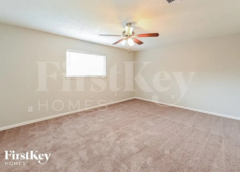 16010 Pebble Bend Dr — Photo 12