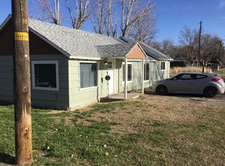 320 E Harding Ave, Stanfield, OR 97875