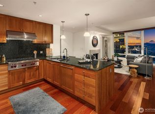 10700 NE 4th St UNIT 2614, Bellevue, WA