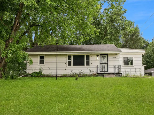 3020 E Madison Ave, Des Moines, IA 50317
