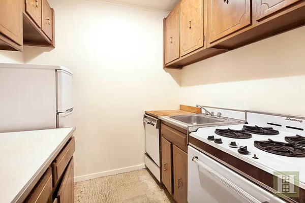 Sold by Halstead Real Estate | media 20