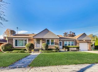 1108 Park Ridge Blvd, Park Ridge, IL 60068