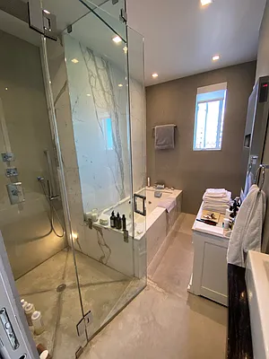 Rented by Mallan Real Estate Inc | media 20