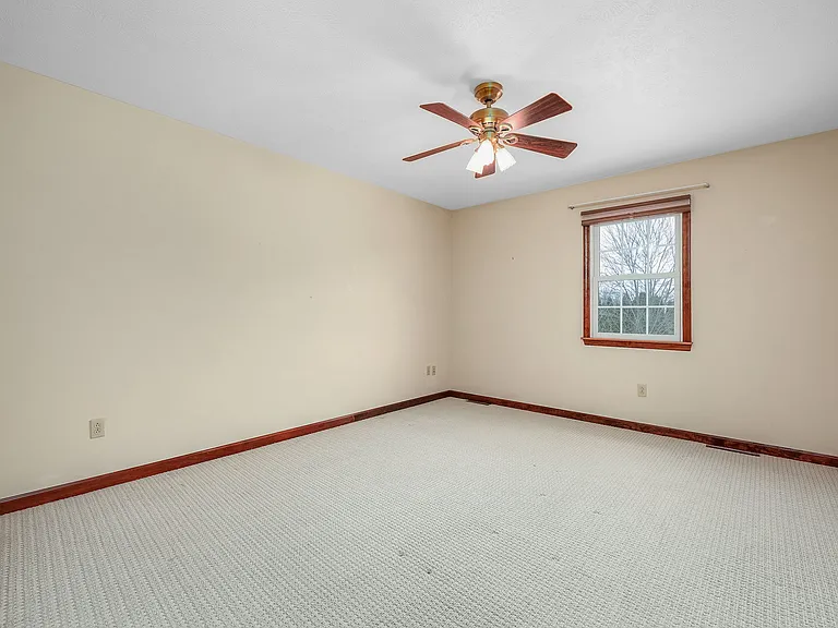 299 Garden Hill Dr — Photo 25