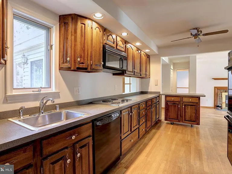 16114 Jerald Rd #2 — Photo 9