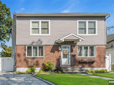 123 18th Ave, Elmwood Park, NJ, 07407