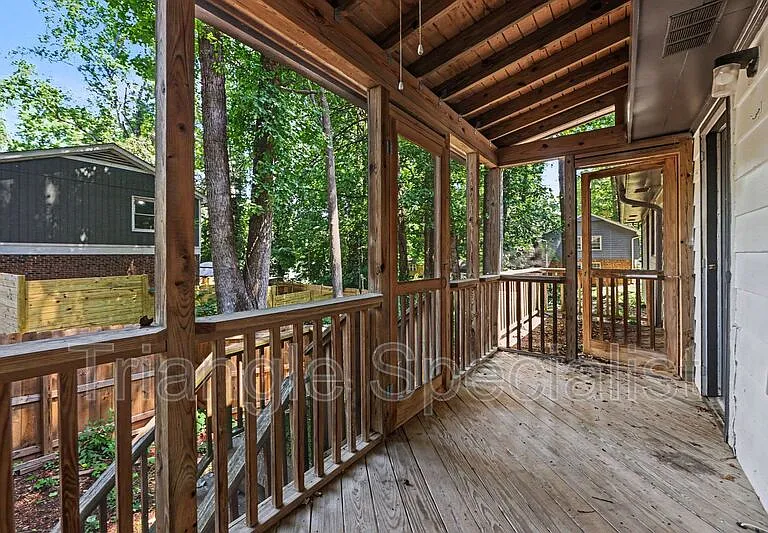 1012 Askham Dr — Photo 17