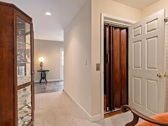 5th image of 28504 Sawgrass Ct