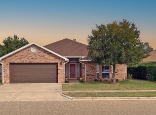 6814 90th St, Lubbock, TX 79424