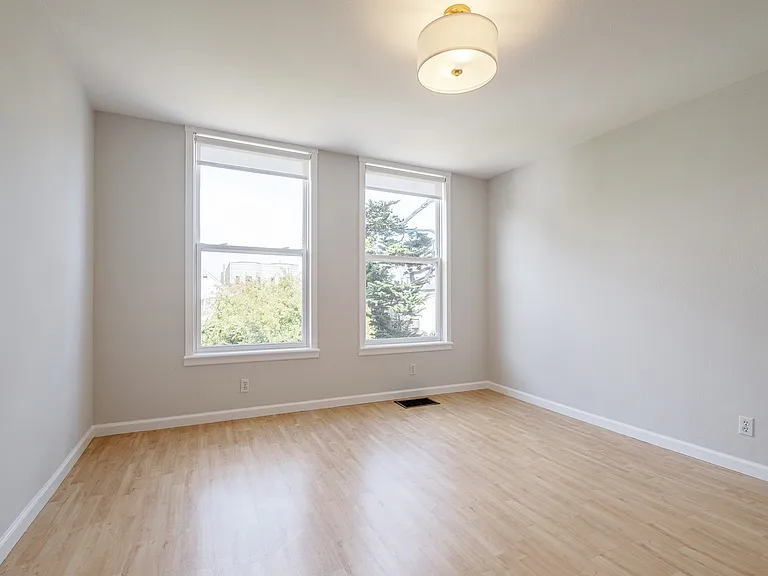 136 Beulah St #2 — Photo 22