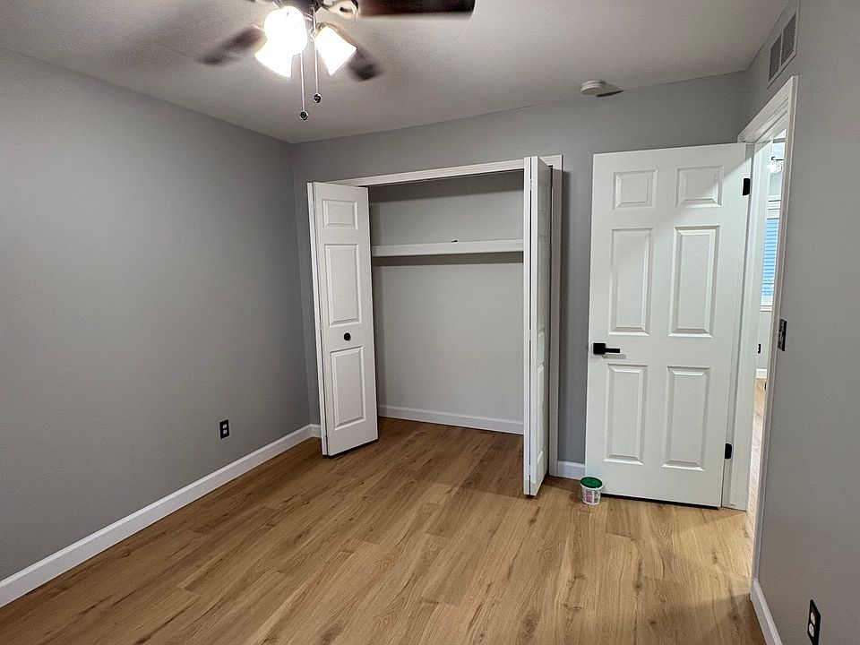 350 Roe St, photo 9