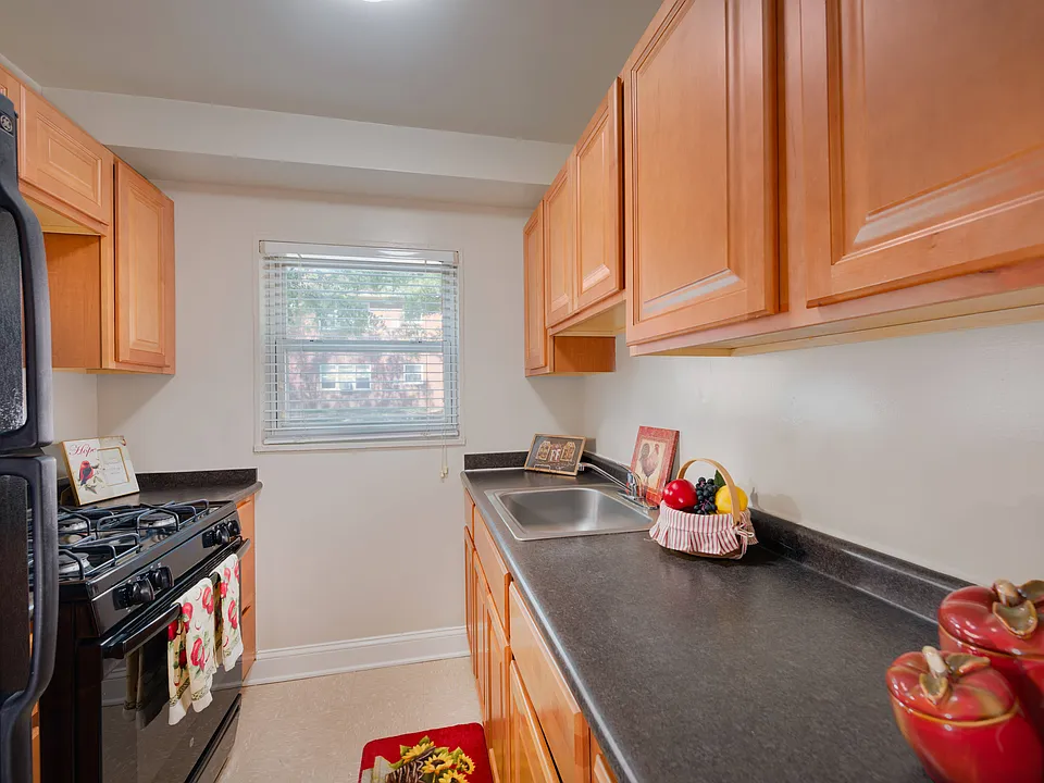 Springfield Gardens