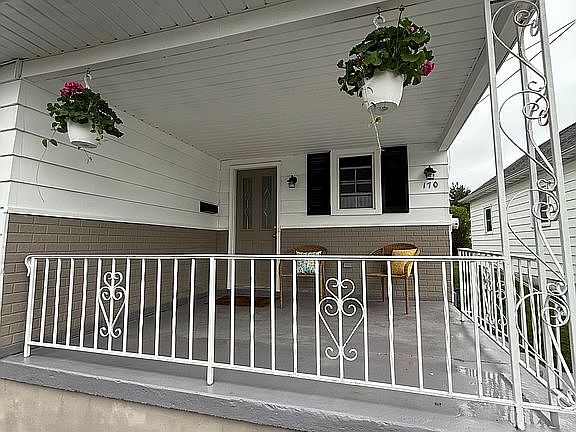 Big covered front porch