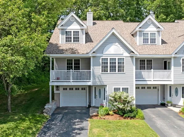 58 Carrington Ln #58, Uxbridge, MA 01569