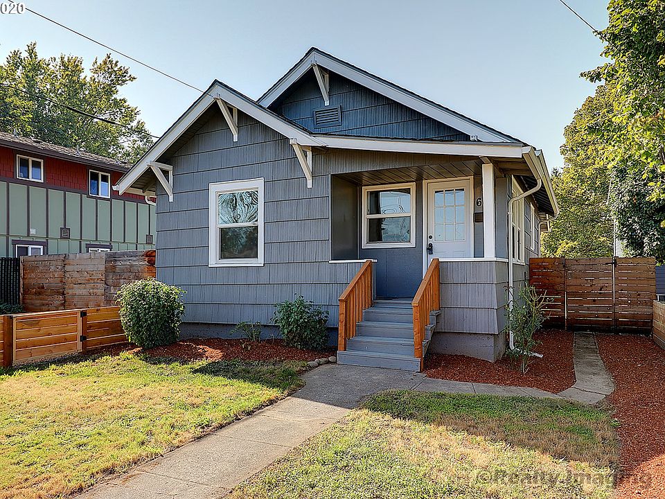 1st image of 645 25th St SE