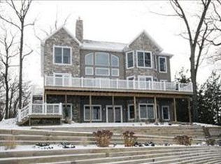 255 Saint Marys Lake Rd, Battle Creek, MI