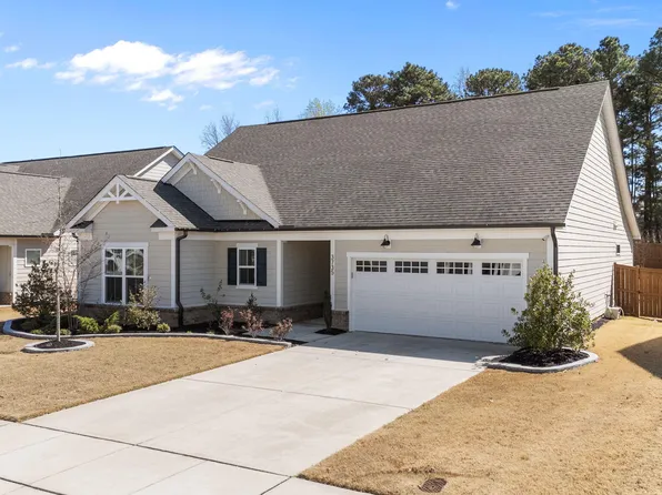 3735 Autumn Creek Dr, Fuquay Varina, NC 27526