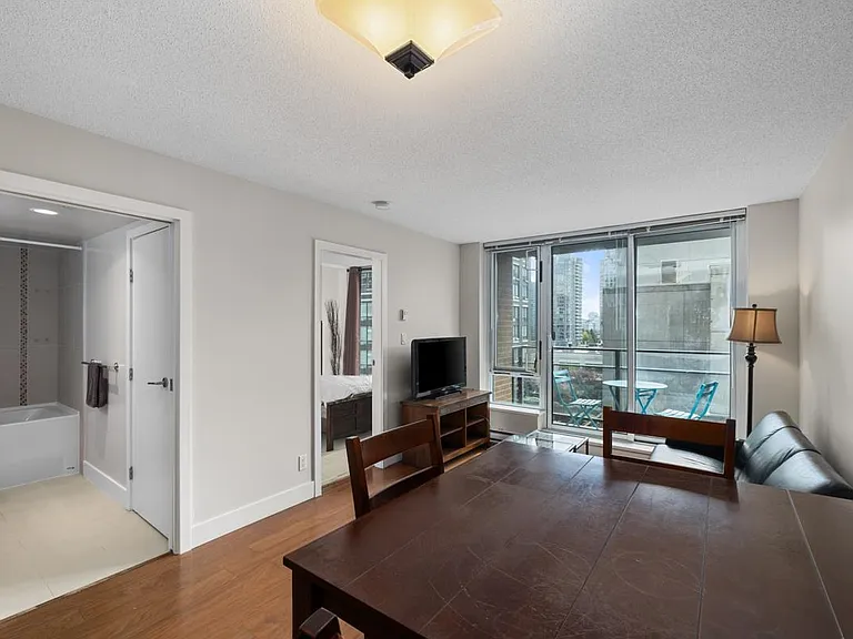 1088 Richards St #620 — Photo 3
