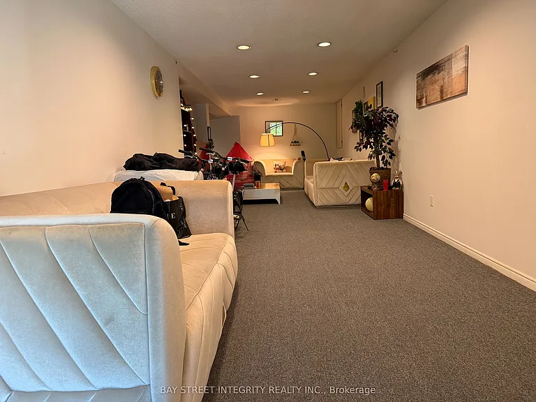 5110 Nishga Ct — Photo 7