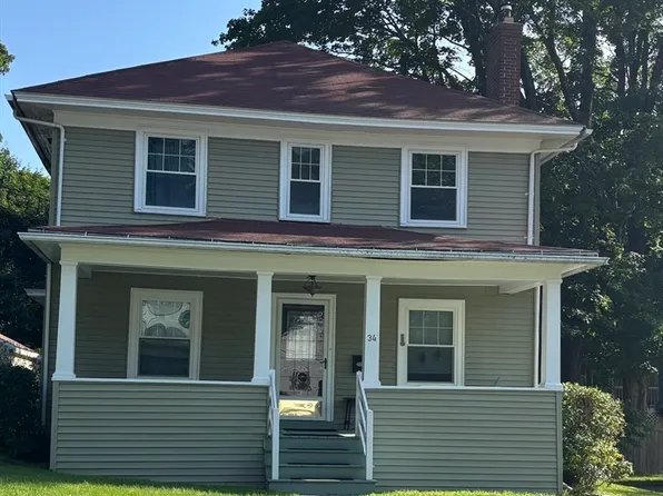 34 Woodland St, Southbridge, MA 01550
