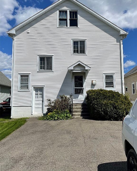 2nd image of 123 Virginia Ave