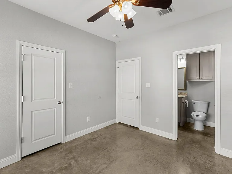 2806 Gordon Ave — Photo 17
