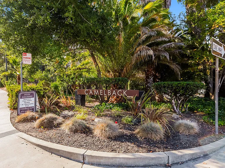 Beautiful, Quiet Community - Just Minutes from Downtown Walnut Creek — Photo 2