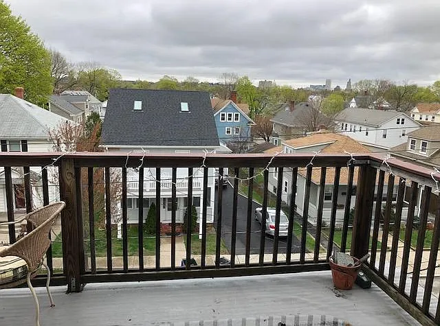 40 Tyndall Ave — Photo 11