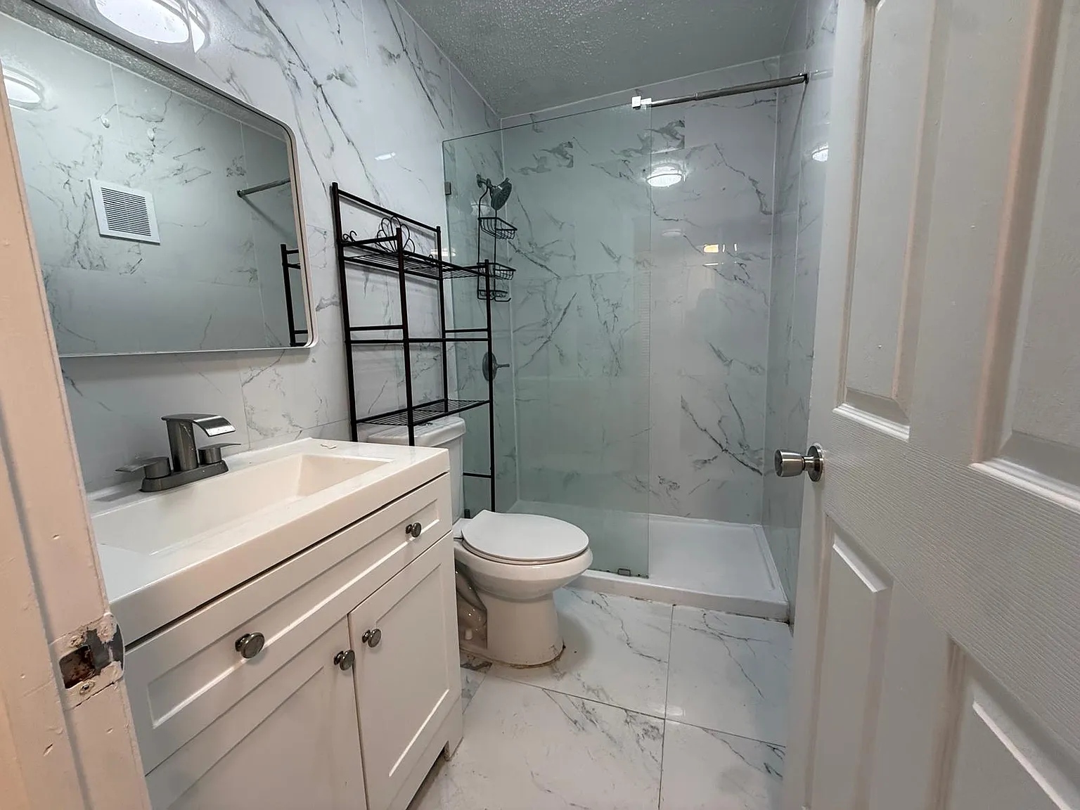2 bed, 771 sqft, $1,770 — Photo 1