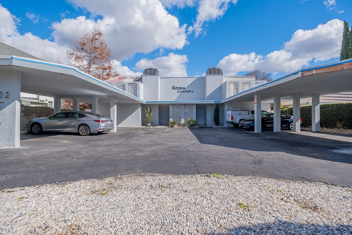 Building Photo - 432 S Sierra Madre Blvd #1