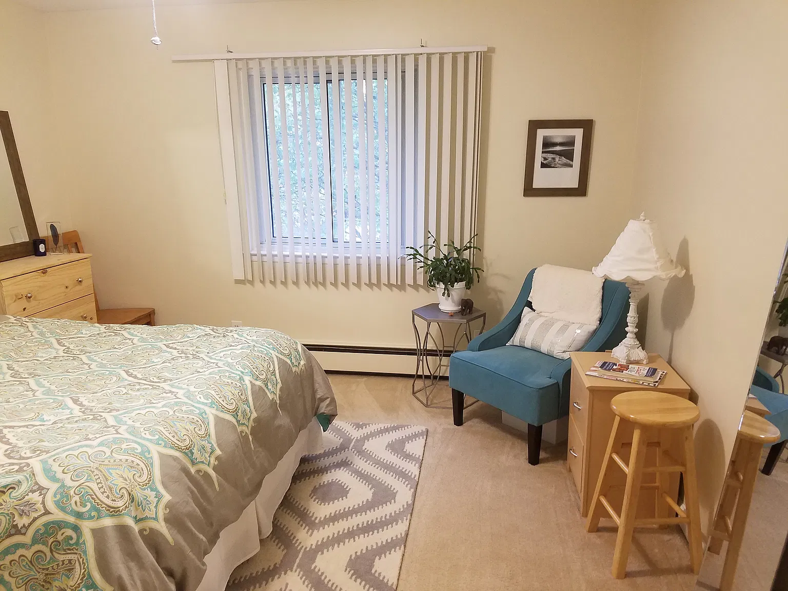 1 bed, 700 sqft, $1,050 — Photo 4