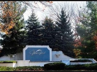 531 Waterford Dr, Edison, NJ