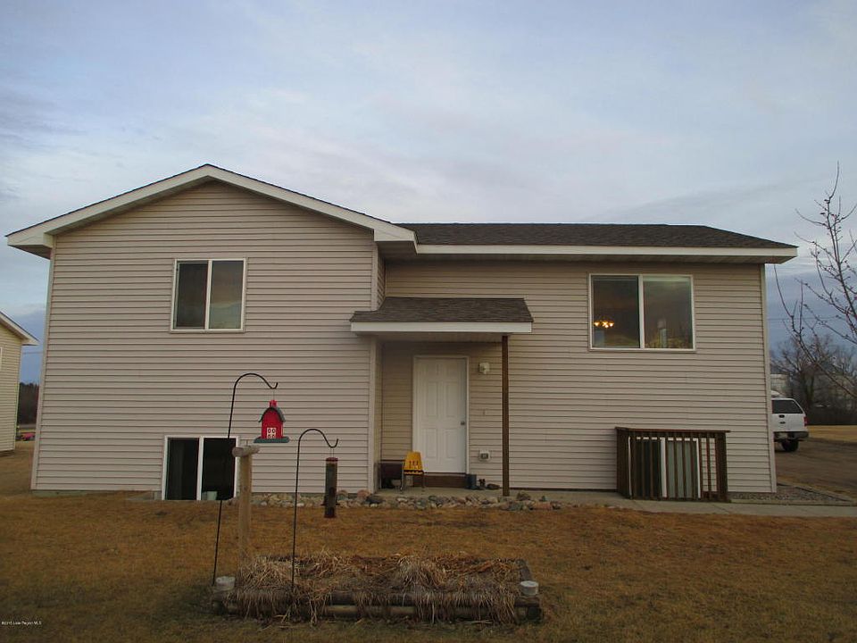 1st image of 206 2nd St