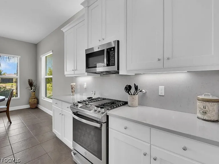 28426 Montecristo Loop — Photo 7