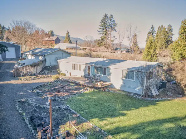 8528 Wagner Creek Rd, Talent, OR 97540