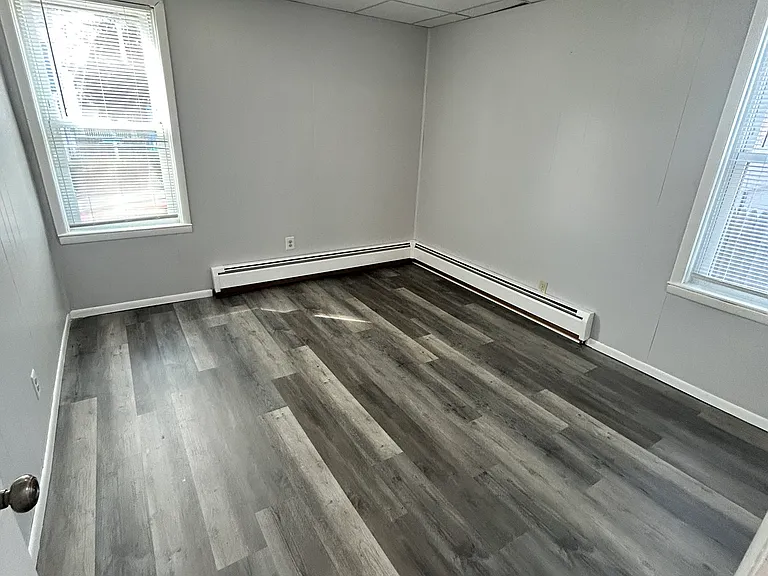418 Anthony St #1 — Photo 6