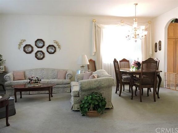 4th image of 7549 River Glen Dr