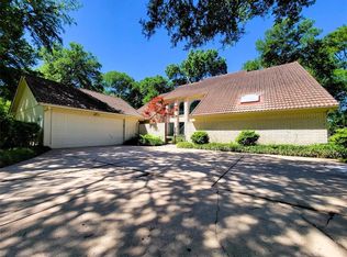 1927 Pitts Rd, Richmond, TX 77406