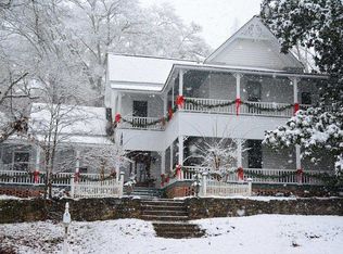 393 Evans St, Heflin, AL 36264